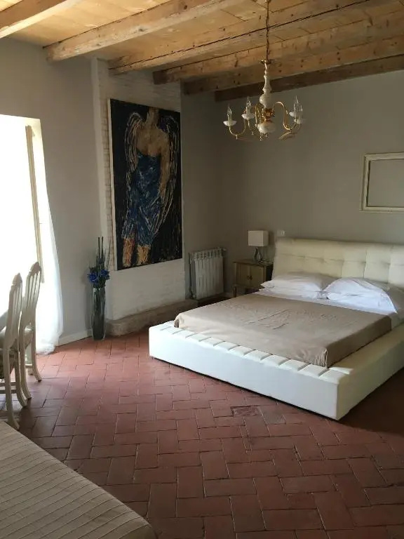 Vicolo Del Nido B&B