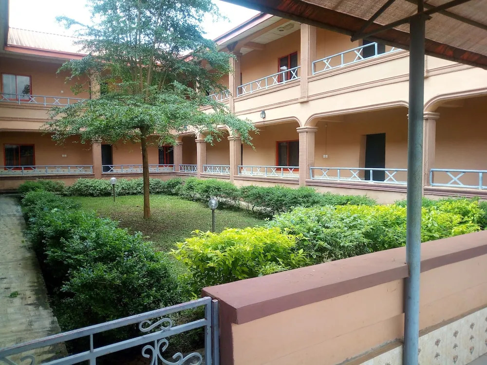 Magreth Event Centre & Hotel