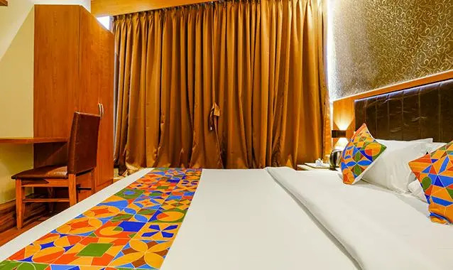 Fabhotel Azure