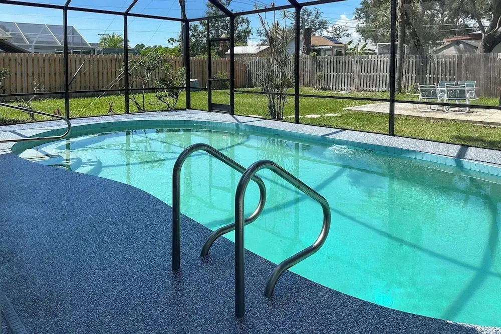 Quiet Venice Retreat With Private Lanai & Pool!