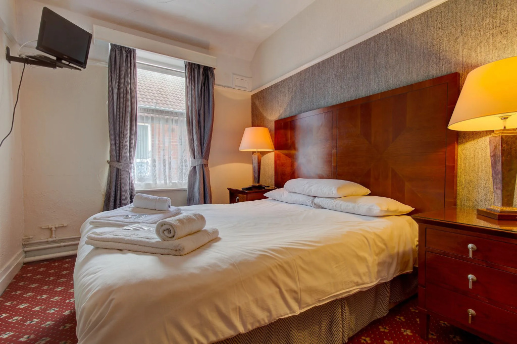 Leverdale Hotel