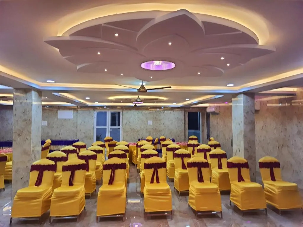 Hotel CannyStay RRR Marina