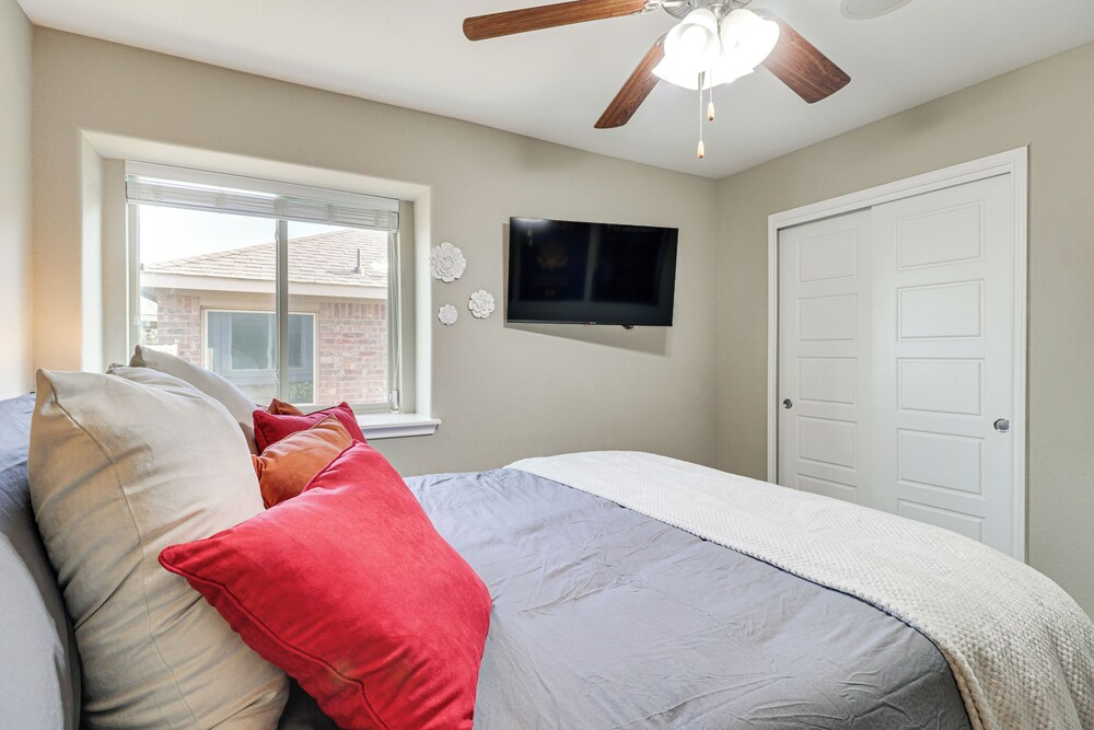Covered Patio + Yard: Spacious Leander Home!
