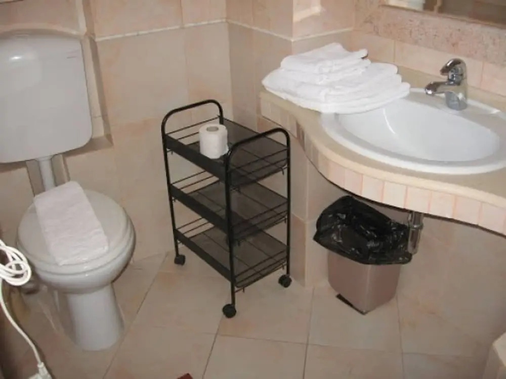Levantin Inn 122 Suite Sea View N14