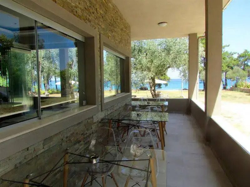 Aroma Beach Bungalows