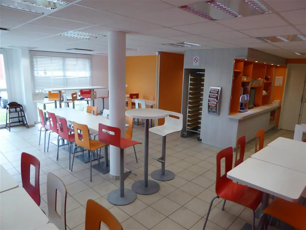 Première Classe Roissy - Aéroport CDG - Le Mesnil-Amelot