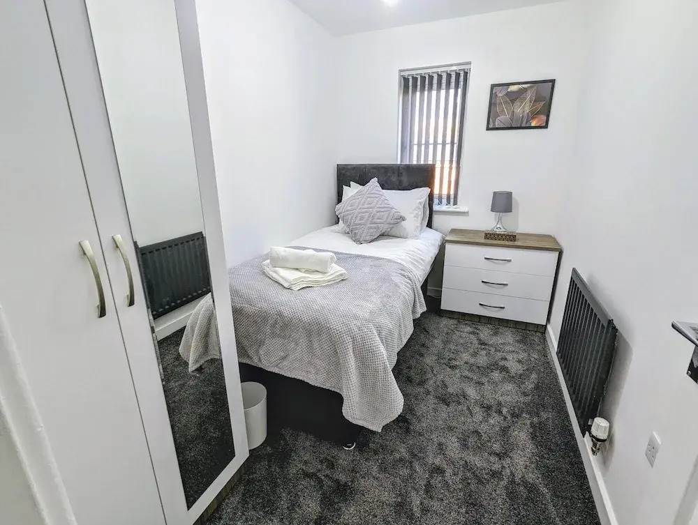 Modern House - 4 Bedrooms - FamilyFriendly