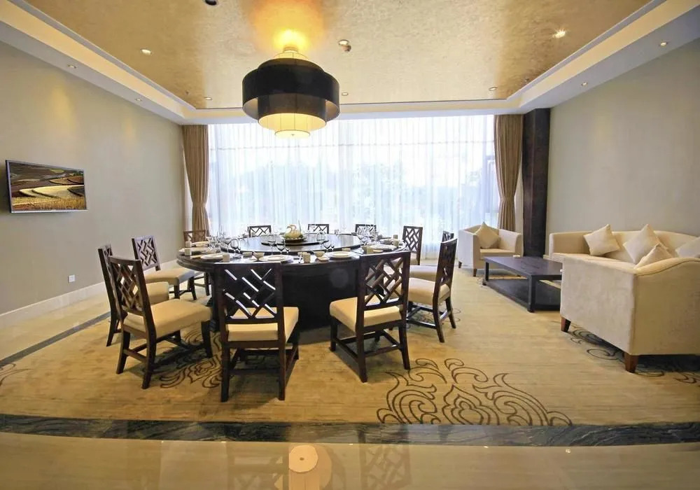 Hotspring Peninsula Resort Hotel