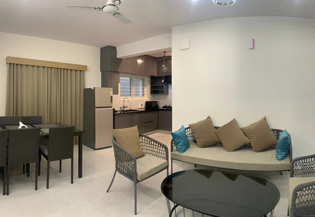 DeVerveil Service Apartment