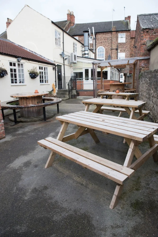 The Green Dragon at Bedale by OYO
