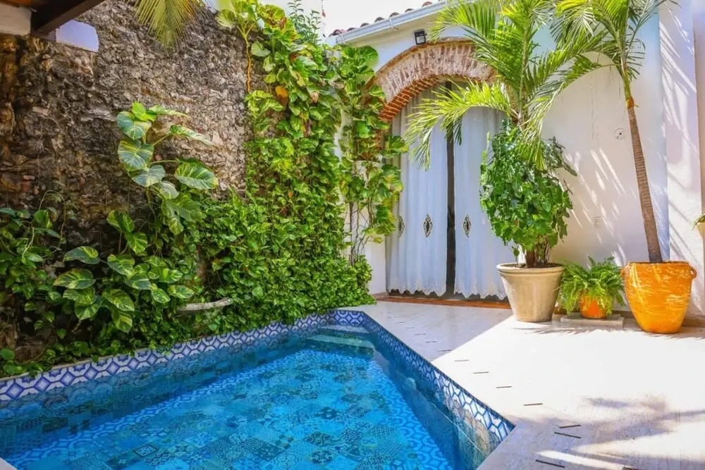 w Magnificent 6BR House w AC in Cartagena