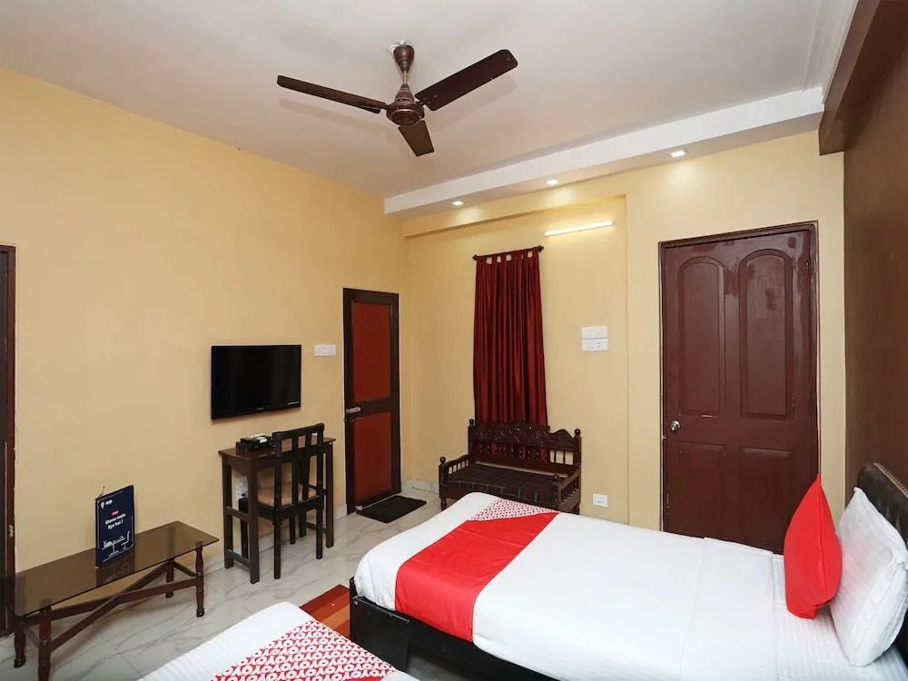 OYO 16616 Springwoods Residency