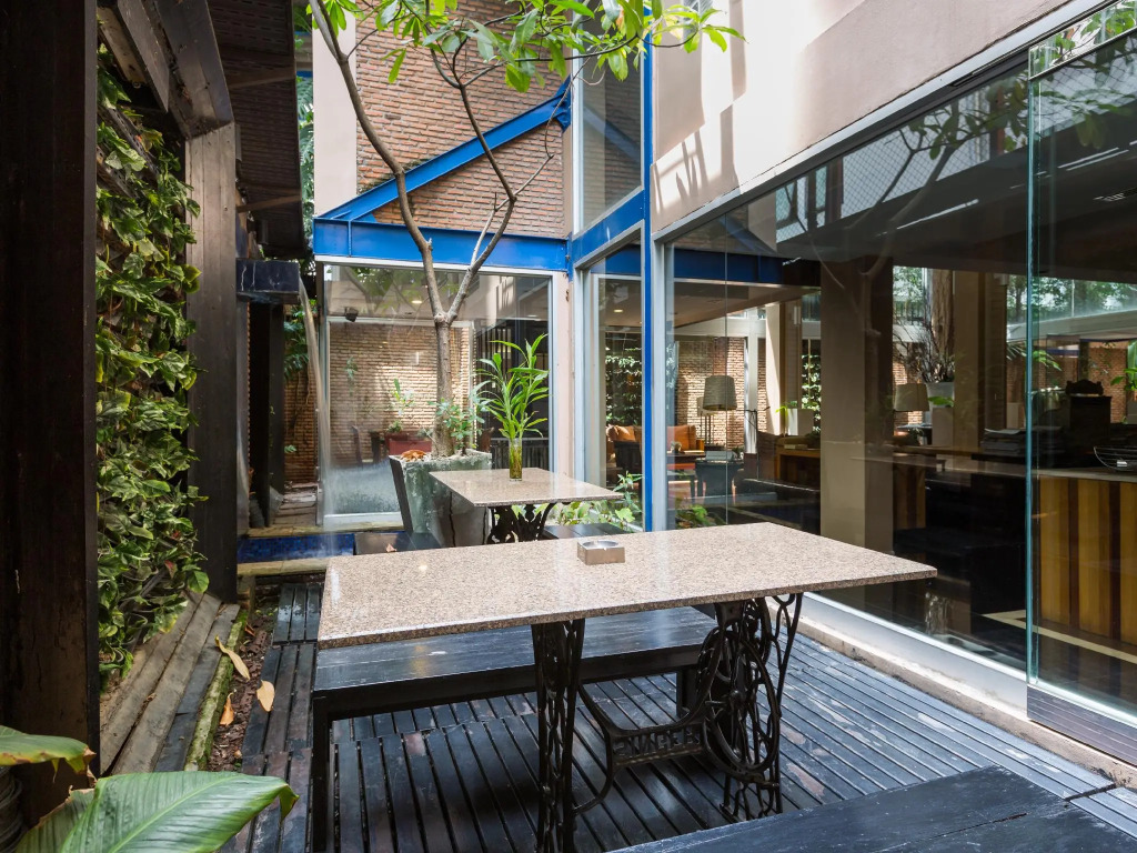 Silom Convent Garden