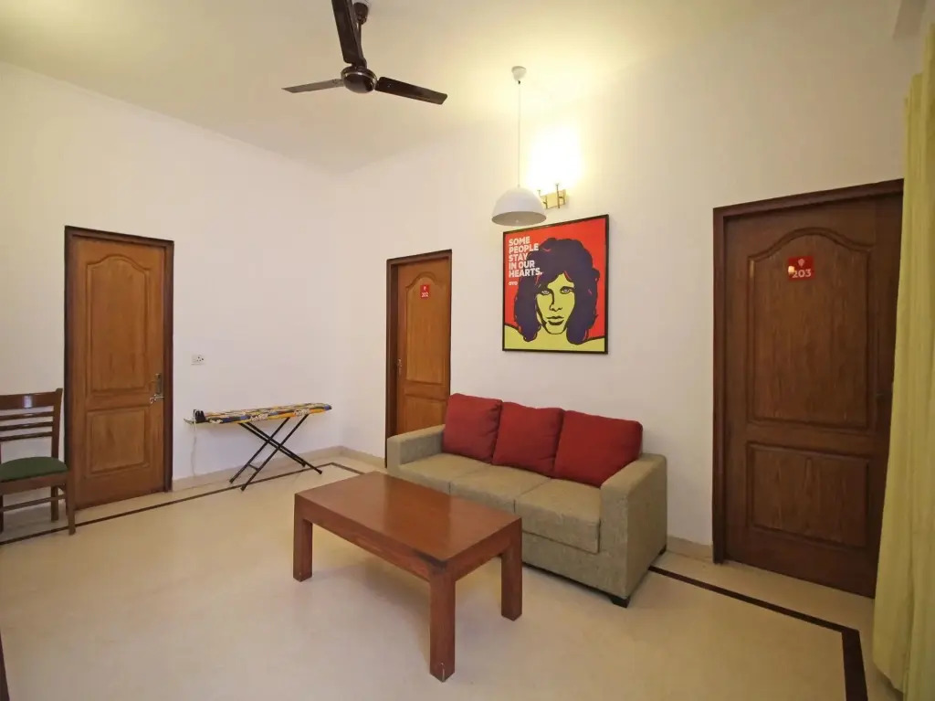 OYO Flagship 592 Hauz Khas Village