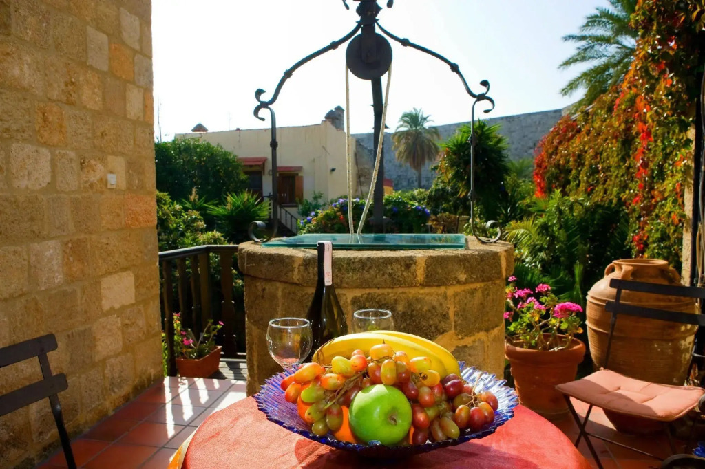 S.Nikolis Historic Boutique Hotel