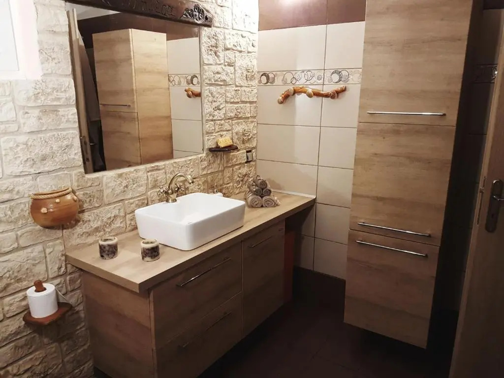 House of Stone Vliho - 2.5km from Nidri