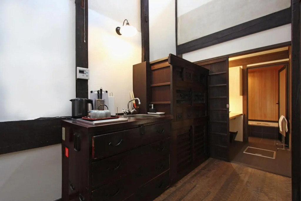 Hatoba an Machiya House