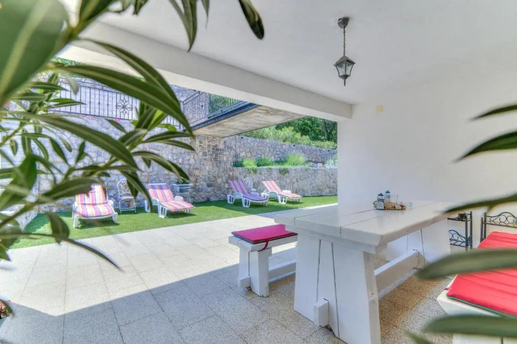 Apartments Antic