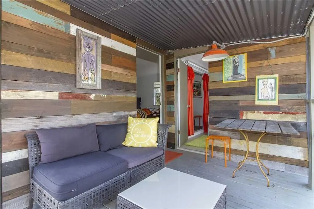 Artist Retreat, 2 Bedrooms, Summer Haven, 3 Houses to Beach, Sleeps 7