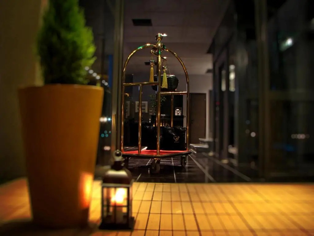 Golden Suites & Spa