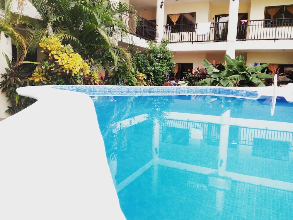 Hotel Feliz Vida