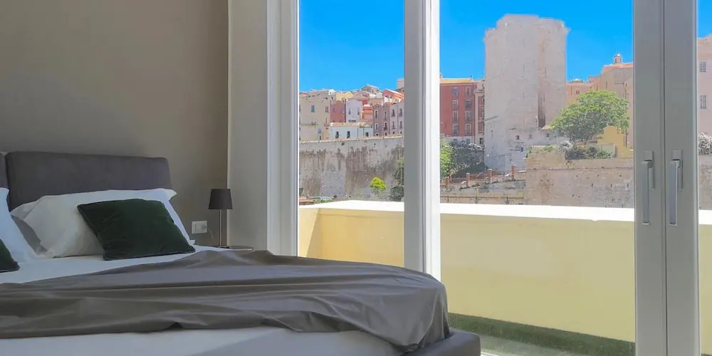 Vista Suites - Piazza Yenne