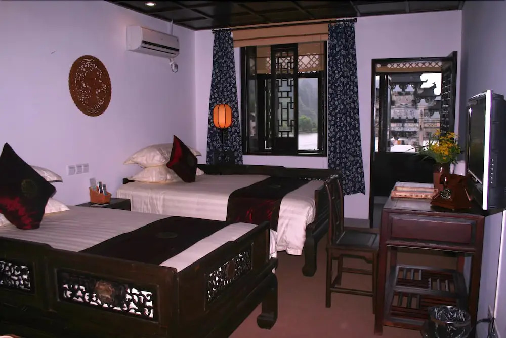 Xidi Travel Lodge