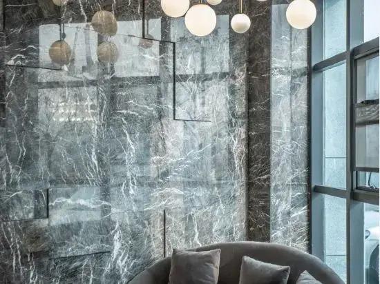 Danjiangkou Guanlan International Hotel（Hanjiang Avenue storefront）