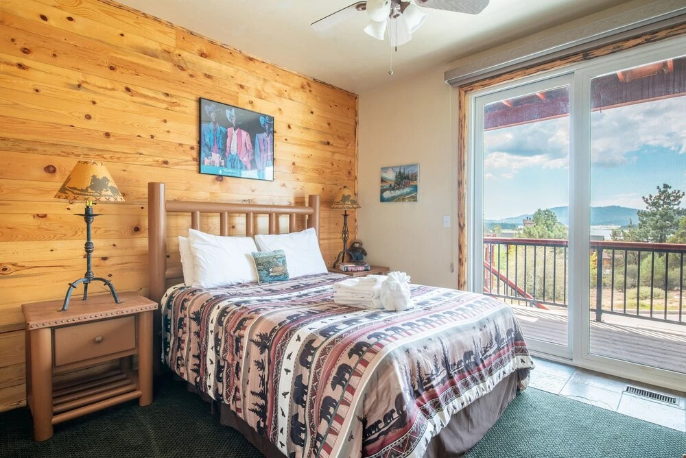 07 - Windsong Retreat 4 Bedroom Home by Redawning