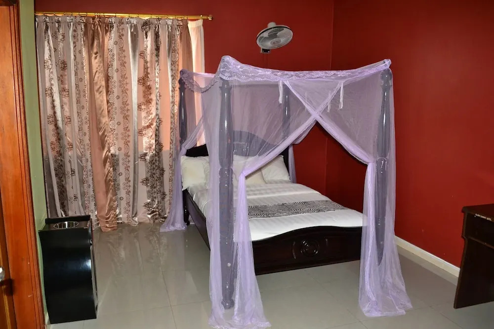 Glory Summit Hotel