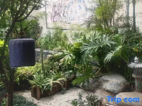 Huilan Garden