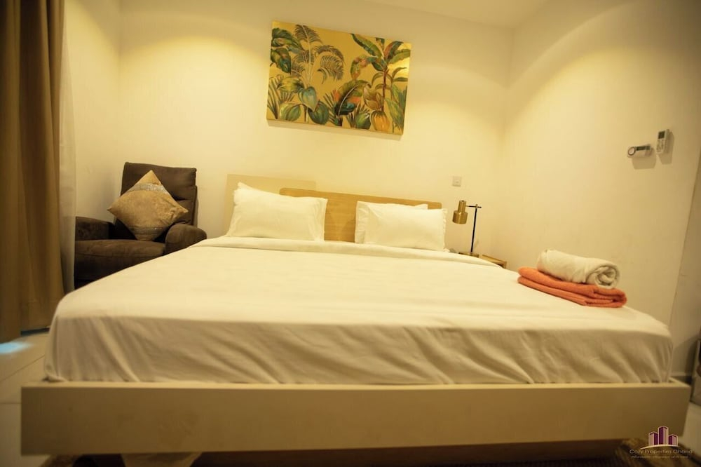 The Lennox Suites by Cozy