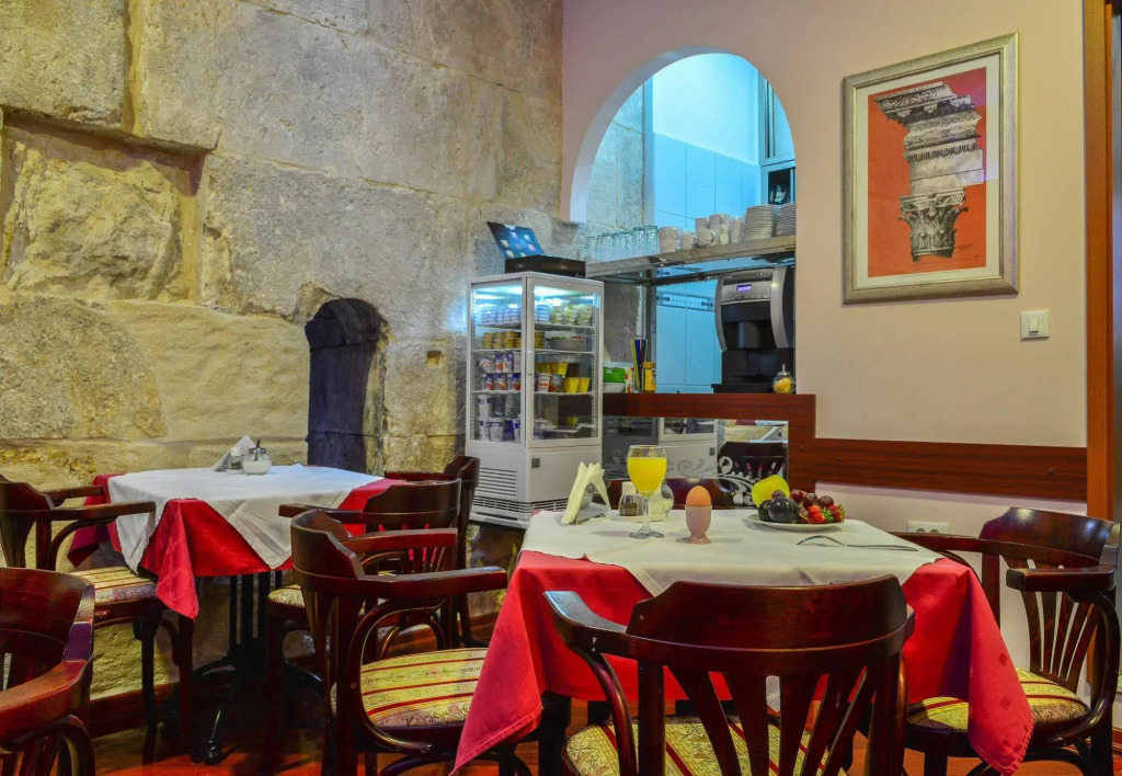 Hotel Kastel 1700