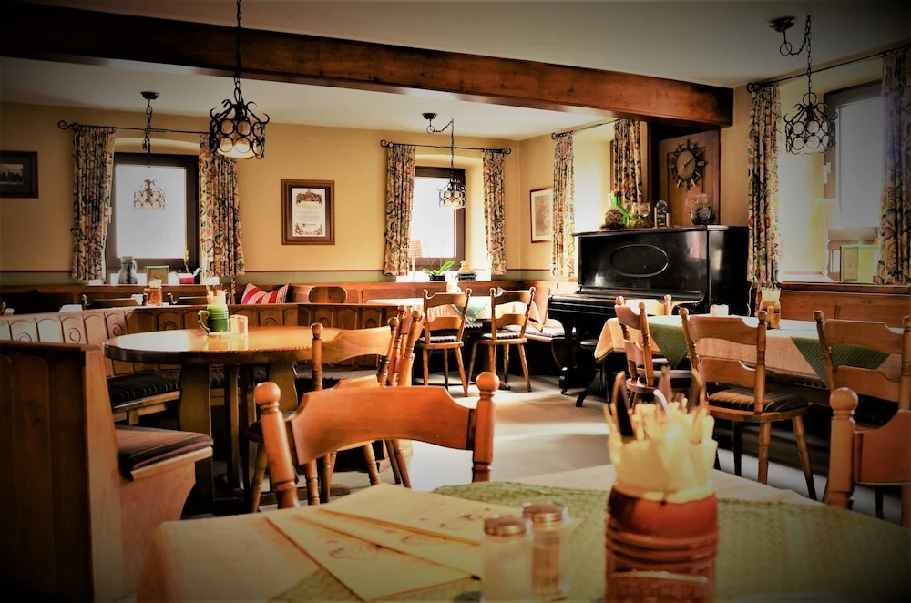 Wirtshaus & Hotel Zur Alten Brauerei Zapf
