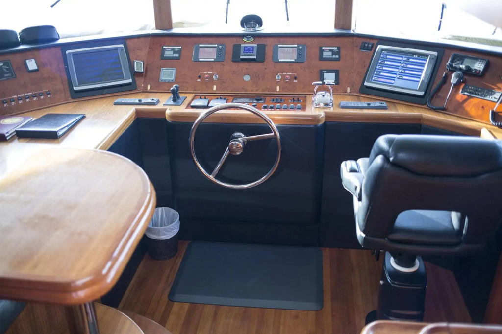 Miami Beach Luxury Yacht Charters