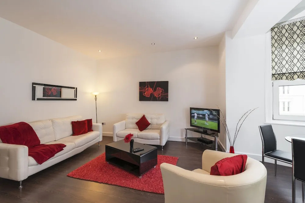 Strathmore House Apartments
