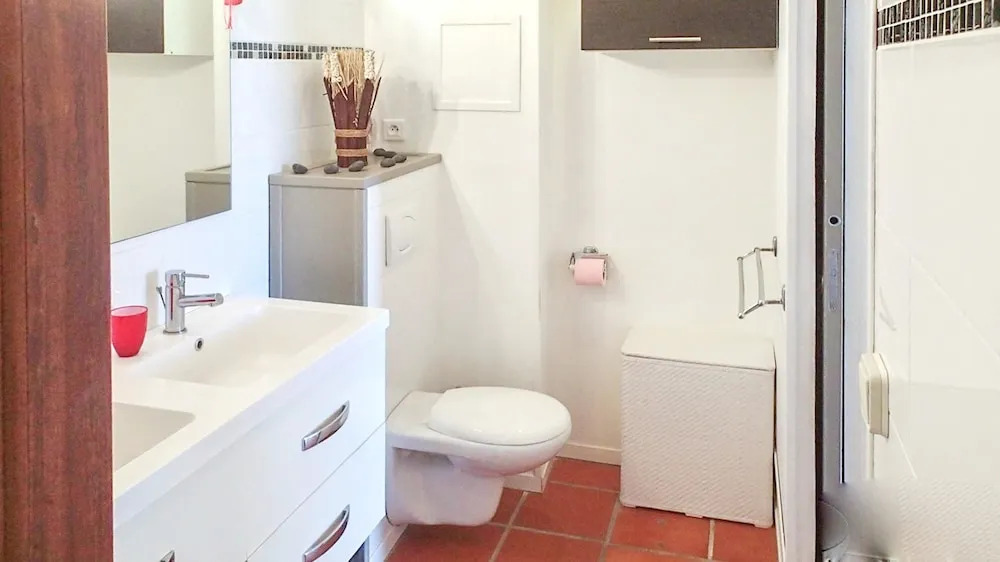 Apartment With one Bedroom in Saint-françois, With Wonderful sea View,