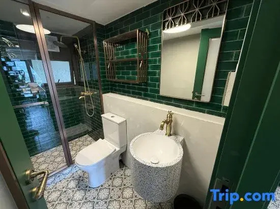 Ma Wan 1868 Resort