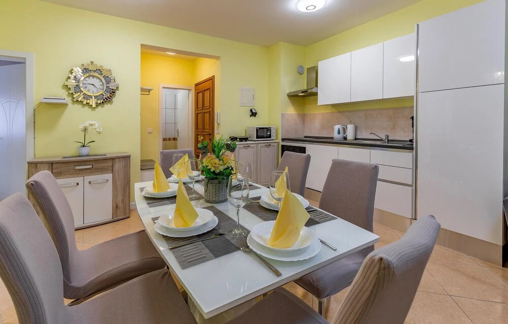 Amazing Apartment in Medulin With Wifi and 3 Bedrooms