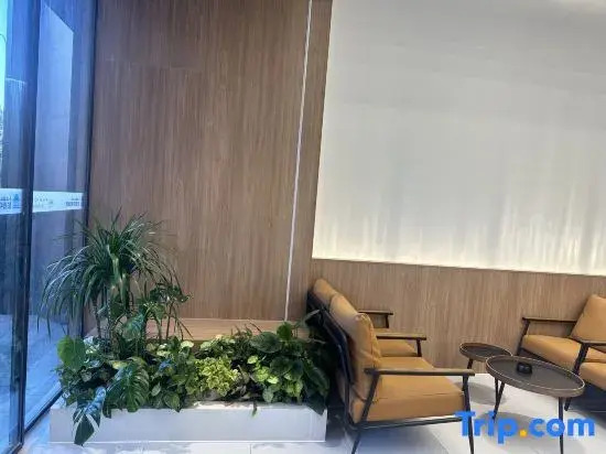 Feimu Movie Hotel (Ningbo Ocean World Fuming Road Subway Station)