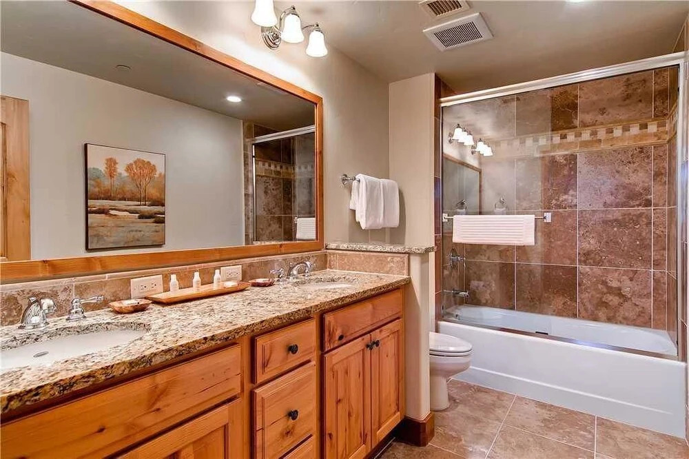 5103 Emerald Lodge, Trappeur's Crossing Apartment 4