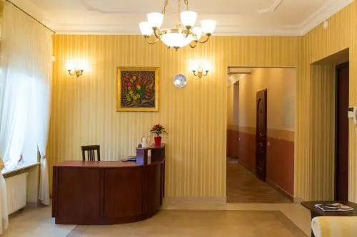 10 Rooms