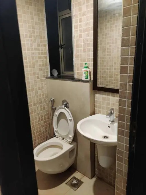 Spacious 1BHK @Thane, Free Wi-Fi, Free Parking.