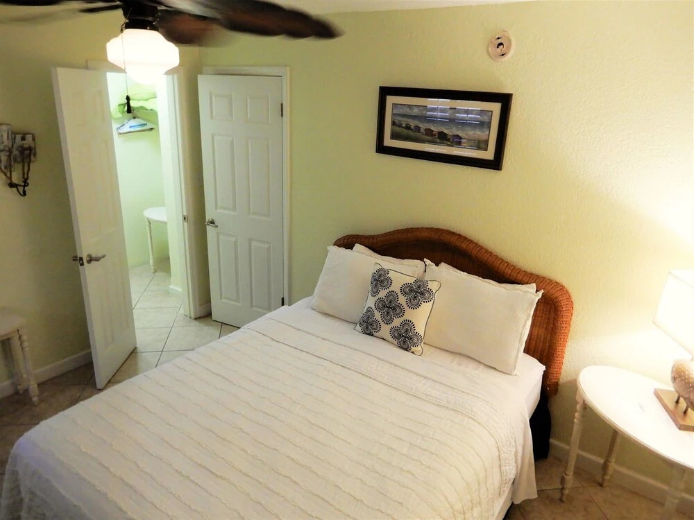 Coconut Grove Beach Resort Suites 1 & 2