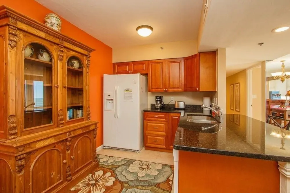 Som 701 - Somerset 3 Bedroom Condo by Redawning