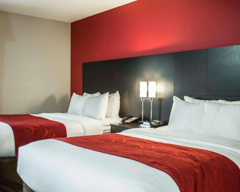Comfort Suites Nashville Airport - BNA