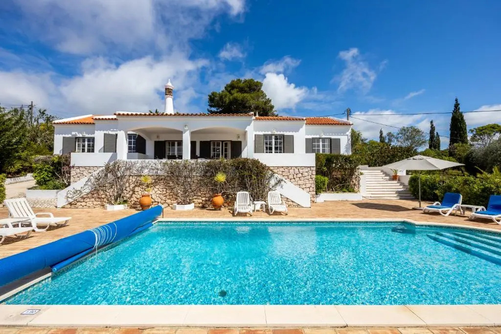 CoolHouses Algarve Lagos, 4 bed single-story House, pool and amazing panoramic views, Casa Fernanda