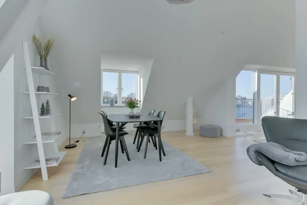Harbour Penthouse