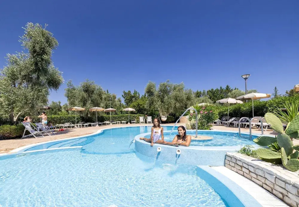 Apartment in Vieste With Garden