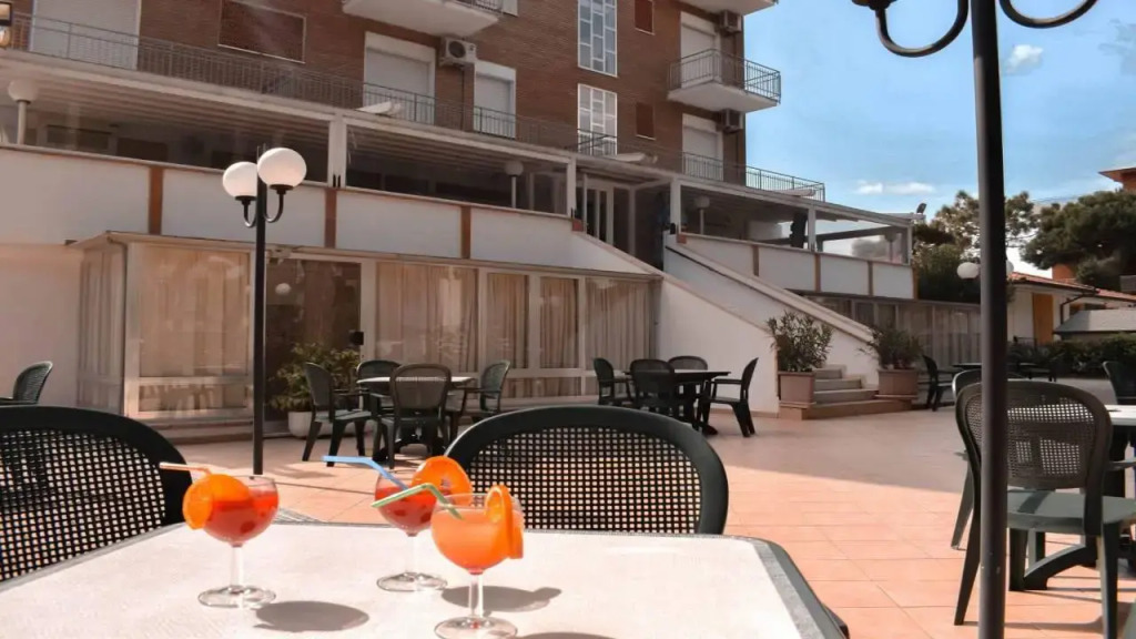 Hotel Zeus